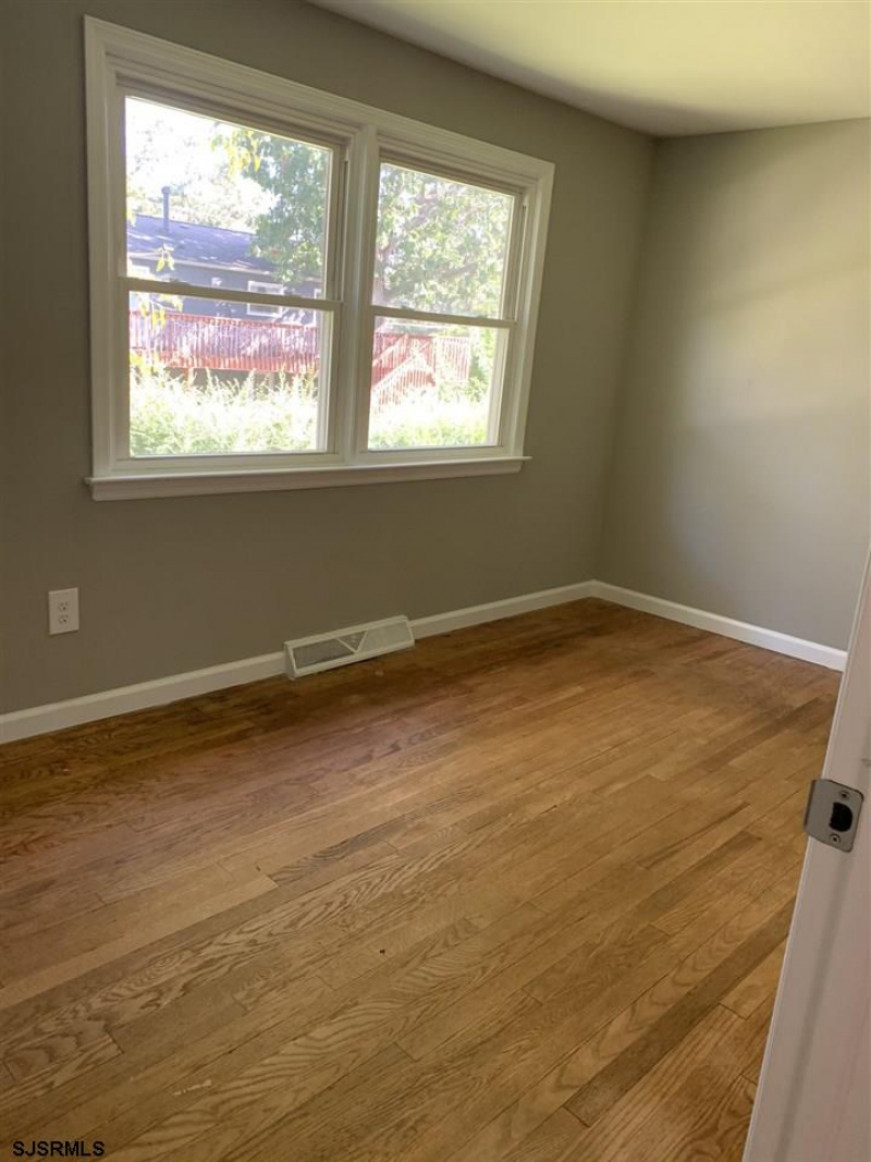 6313 Harding Hwy, Mays Landing, New Jersey 08330, 4 Bedrooms Bedrooms, 8 Rooms Rooms,1 BathroomBathrooms,Residential,For Sale,Harding Hwy,542106