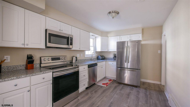 119 Granville, Margate, New Jersey 08402, 6 Bedrooms Bedrooms, 10 Rooms Rooms,3 BathroomsBathrooms,Residential,For Sale,Granville,542117