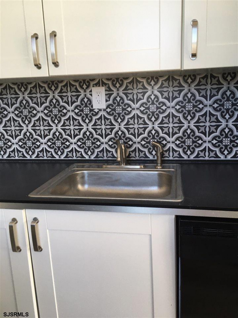 655 Absecon, New Jersey 08401, 1 Bedroom Bedrooms, 3 Rooms Rooms,1 BathroomBathrooms,Rental non-commercial,For Sale,Absecon,542135
