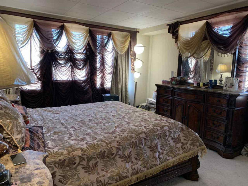 2834 Atlantic Ave, Atlantic City, New Jersey 08401-6323, 2 Bedrooms Bedrooms, 5 Rooms Rooms,1 BathroomBathrooms,Condominium,For Sale,Atlantic Ave,542119