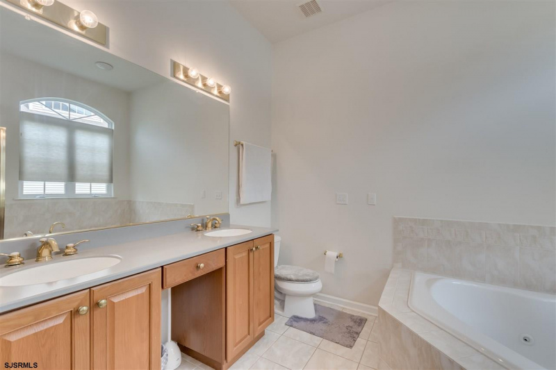 82 Merlino, Mays Landing, New Jersey 08330, 3 Bedrooms Bedrooms, 9 Rooms Rooms,3 BathroomsBathrooms,Residential,For Sale,Merlino,542153
