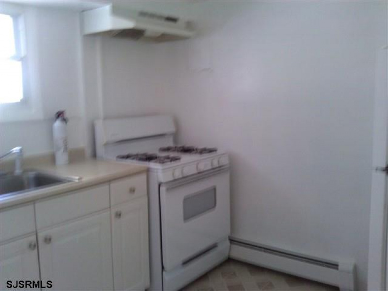 624 Caspian Avenue, Atlantic City, New Jersey 08401, ,Multi-family,For Sale,Caspian Avenue,542158