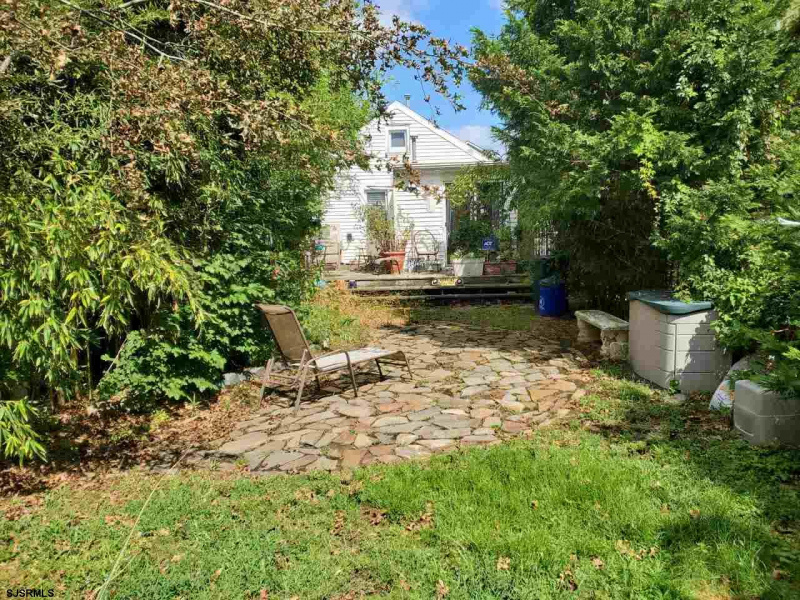 114 Monroe, Margate, New Jersey 08402, 1 Bedroom Bedrooms, 4 Rooms Rooms,1 BathroomBathrooms,Residential,For Sale,Monroe,542155