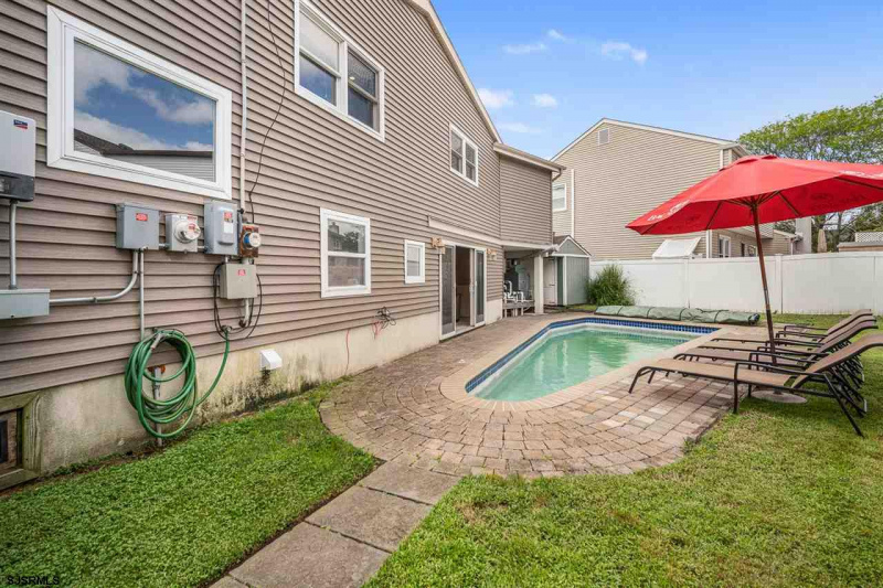2 Essex, Margate, New Jersey 08402, 5 Bedrooms Bedrooms, 11 Rooms Rooms,2 BathroomsBathrooms,Residential,For Sale,Essex,542161