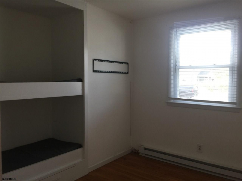 925 SHORE, Brigantine, New Jersey 08203, 3 Bedrooms Bedrooms, 7 Rooms Rooms,1 BathroomBathrooms,Residential,For Sale,SHORE,542164
