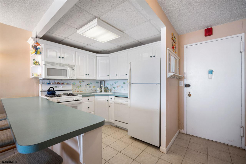 9400 Atlantic, Margate, New Jersey 08402, 1 Bedroom Bedrooms, 3 Rooms Rooms,1 BathroomBathrooms,Condominium,For Sale,Atlantic,542163