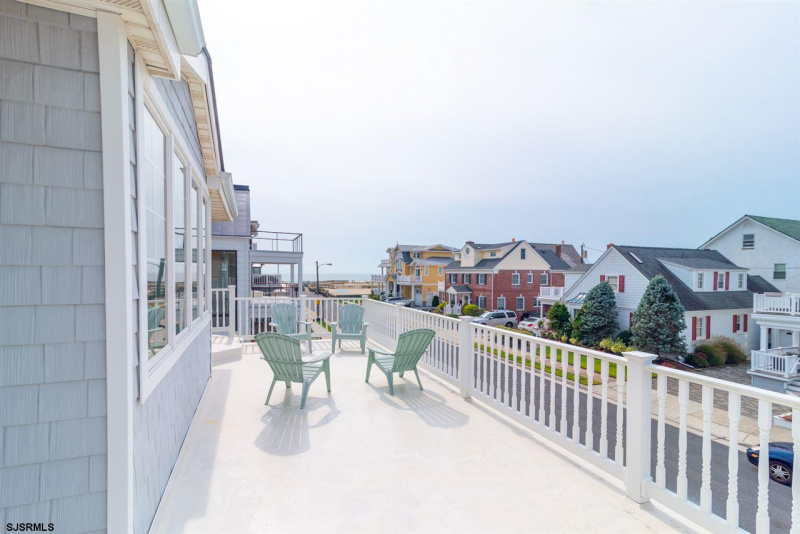 103 Exeter, Margate, New Jersey 08402, 6 Bedrooms Bedrooms, 10 Rooms Rooms,4 BathroomsBathrooms,Residential,For Sale,Exeter,542172