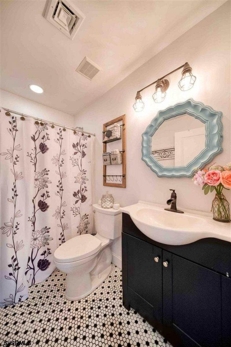 1019 Shore, Brigantine, New Jersey 08203, 4 Bedrooms Bedrooms, 11 Rooms Rooms,3 BathroomsBathrooms,Residential,For Sale,Shore,542178