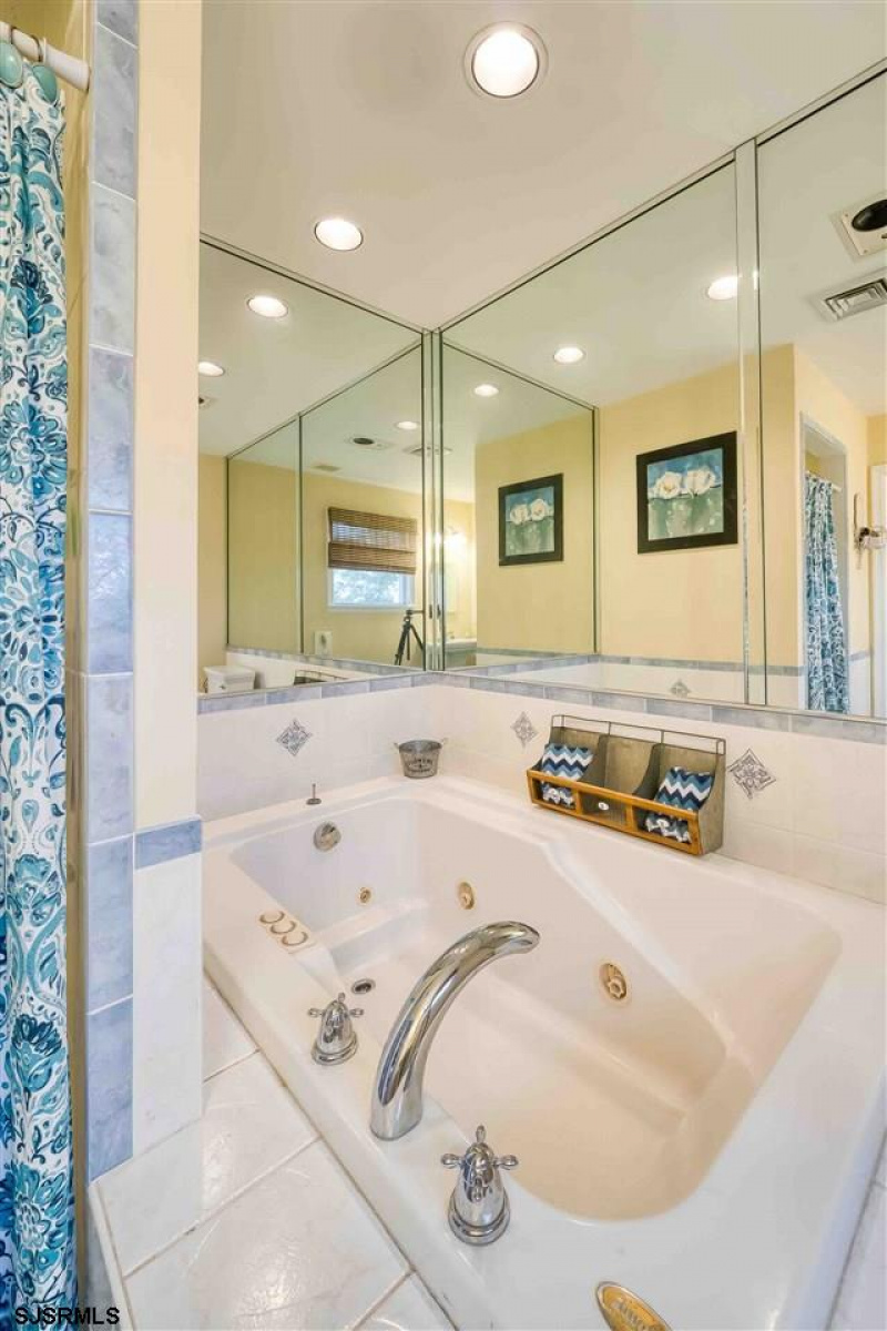 1019 Shore, Brigantine, New Jersey 08203, 4 Bedrooms Bedrooms, 11 Rooms Rooms,3 BathroomsBathrooms,Residential,For Sale,Shore,542178