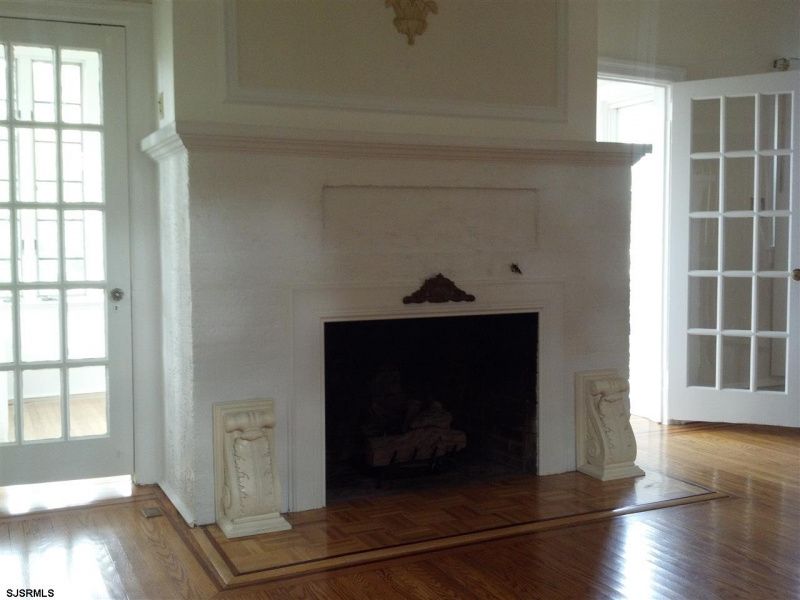 2000 Shore Rd, Northfield, New Jersey 08225, 3 Bedrooms Bedrooms, 7 Rooms Rooms,1 BathroomBathrooms,Residential,For Sale,Shore Rd,542183