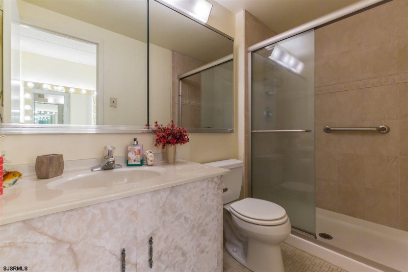 2700 Atlantic, Longport, New Jersey 08403, 2 Bedrooms Bedrooms, 4 Rooms Rooms,2 BathroomsBathrooms,Condominium,For Sale,Atlantic,542173