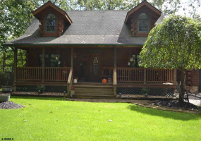 2603 6th Ave, Mullica Township, New Jersey 08037, 2 Bedrooms Bedrooms, 10 Rooms Rooms,2 BathroomsBathrooms,Residential,For Sale,6th Ave,542206
