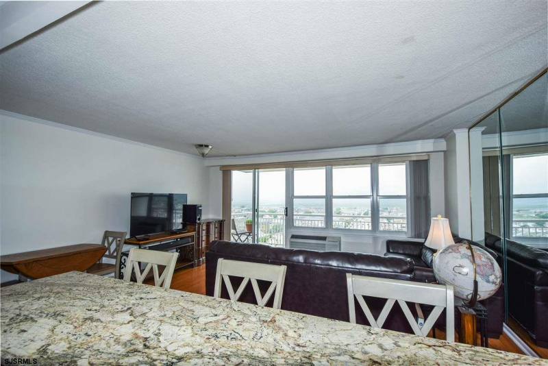 9400 Atlantic, Margate, New Jersey 08402, 1 Bedroom Bedrooms, 4 Rooms Rooms,1 BathroomBathrooms,Condominium,For Sale,Atlantic,542212