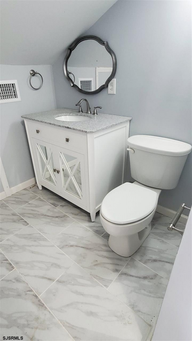 1007 Massachusetts, Somers Point, New Jersey 08244, 5 Bedrooms Bedrooms, 8 Rooms Rooms,2 BathroomsBathrooms,Residential,For Sale,Massachusetts,542208