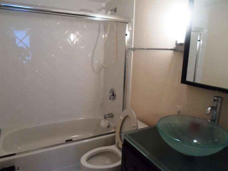 526 Pacific, Atlantic City, New Jersey 08401, 2 Bedrooms Bedrooms, 5 Rooms Rooms,2 BathroomsBathrooms,Condominium,For Sale,Pacific,542217