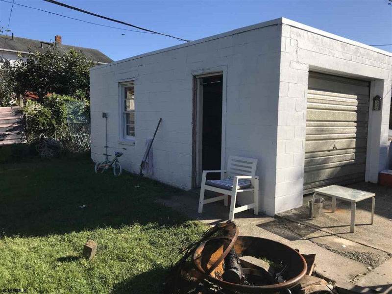 206 Plaza Pl, Egg Harbor Township, New Jersey 08234, 2 Bedrooms Bedrooms, 4 Rooms Rooms,1 BathroomBathrooms,Residential,For Sale,Plaza Pl,542278