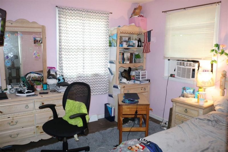 110 Newark Ave, Egg Harbor Township, New Jersey 08234, 3 Bedrooms Bedrooms, 7 Rooms Rooms,1 BathroomBathrooms,Residential,For Sale,Newark Ave,542384