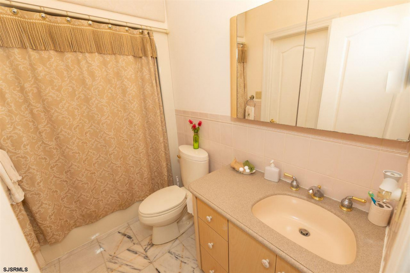 535 Cologne Port Republic, Galloway Township, New Jersey 08215, 5 Bedrooms Bedrooms, 10 Rooms Rooms,4 BathroomsBathrooms,Residential,For Sale,Cologne Port Republic,542412