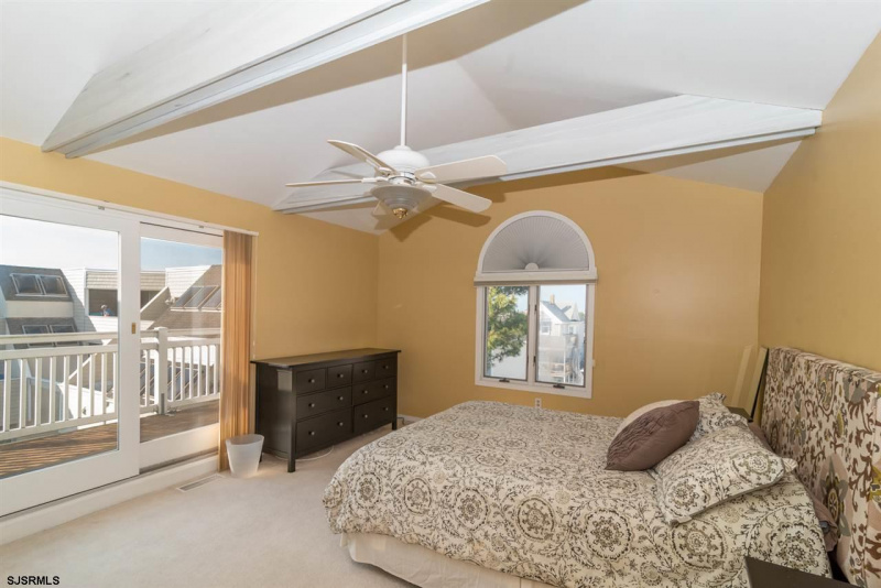 21 Adams Ave, Margate, New Jersey 08402, 3 Bedrooms Bedrooms, 8 Rooms Rooms,2 BathroomsBathrooms,Residential,For Sale,Adams Ave,539572