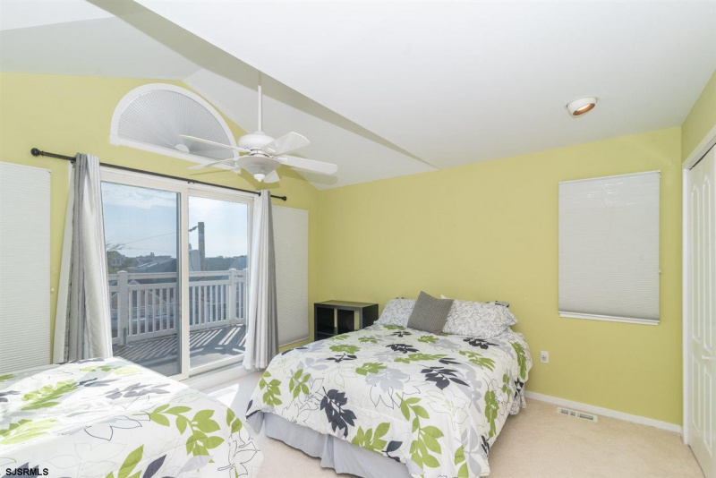 21 Adams Ave, Margate, New Jersey 08402, 3 Bedrooms Bedrooms, 8 Rooms Rooms,2 BathroomsBathrooms,Residential,For Sale,Adams Ave,539572