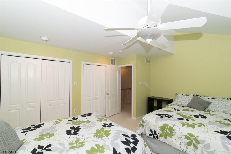 21 Adams Ave, Margate, New Jersey 08402, 3 Bedrooms Bedrooms, 8 Rooms Rooms,2 BathroomsBathrooms,Residential,For Sale,Adams Ave,539572