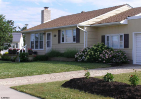 101 Lincoln, Brigantine, New Jersey 08203, 4 Bedrooms Bedrooms, 8 Rooms Rooms,2 BathroomsBathrooms,Residential,For Sale,Lincoln,541489