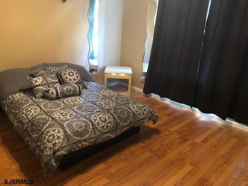 112 Brettwood, Egg Harbor Township, New Jersey 08234-7605, 4 Bedrooms Bedrooms, 13 Rooms Rooms,2 BathroomsBathrooms,Residential,For Sale,Brettwood,542836