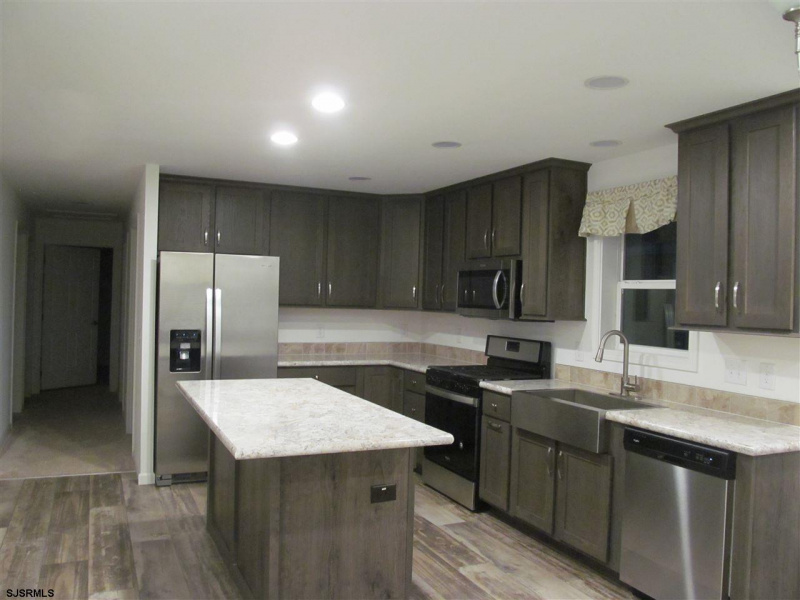 39 Redwood Ln, Mays Landing, New Jersey 08330, 2 Bedrooms Bedrooms, 4 Rooms Rooms,2 BathroomsBathrooms,Residential,For Sale,Redwood Ln,542848