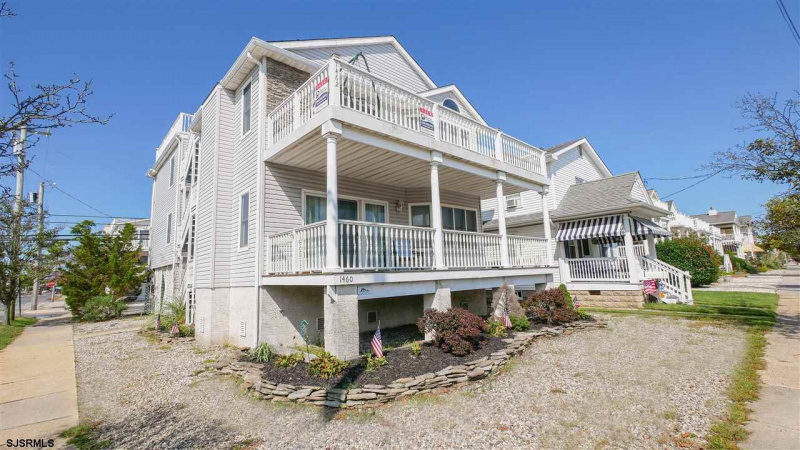 1462 West, Ocean City, New Jersey 08226, 4 Bedrooms Bedrooms, 8 Rooms Rooms,2 BathroomsBathrooms,Condominium,For Sale,West,543002