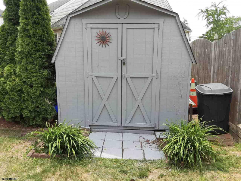 15 Redwood, Pleasantville, New Jersey 08232, 2 Bedrooms Bedrooms, 5 Rooms Rooms,1 BathroomBathrooms,Residential,For Sale,Redwood,543096