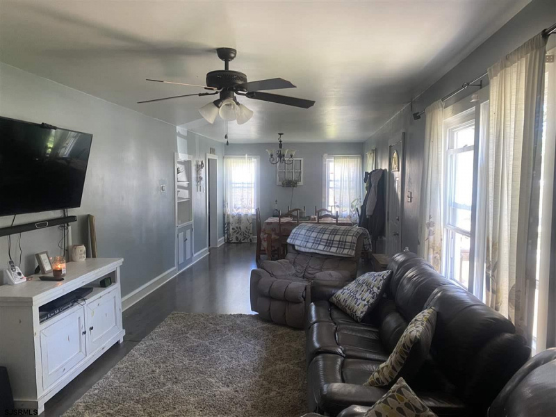 563 Main, Leesburg, New Jersey 08327, 3 Bedrooms Bedrooms, 8 Rooms Rooms,1 BathroomBathrooms,Residential,For Sale,Main,543104