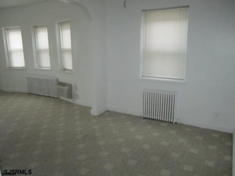 19 Weymouth, New Jersey 08406, 2 Bedrooms Bedrooms, 4 Rooms Rooms,1 BathroomBathrooms,Rental non-commercial,For Sale,Weymouth,543114