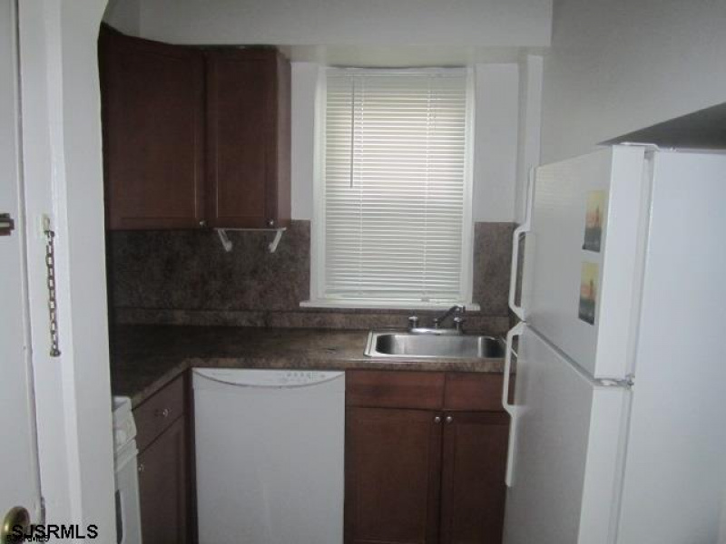 19 Weymouth, New Jersey 08406, 2 Bedrooms Bedrooms, 4 Rooms Rooms,1 BathroomBathrooms,Rental non-commercial,For Sale,Weymouth,543114