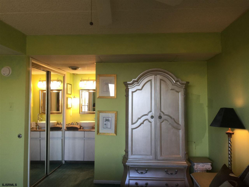 4540 BRIGANTINE, New Jersey 08203-1209, 2 Bedrooms Bedrooms, 4 Rooms Rooms,2 BathroomsBathrooms,Rental non-commercial,For Sale,BRIGANTINE,543132