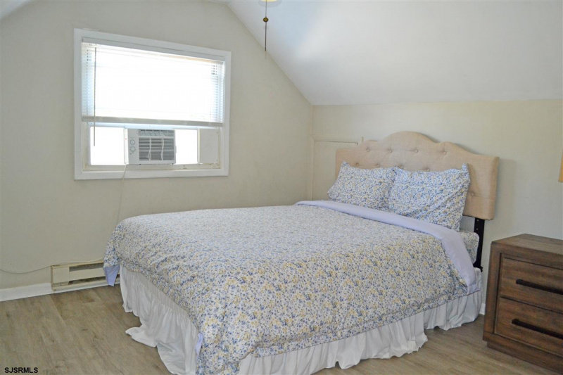 3 Stone, Absecon, New Jersey 08201, 3 Bedrooms Bedrooms, 5 Rooms Rooms,2 BathroomsBathrooms,Residential,For Sale,Stone,543111