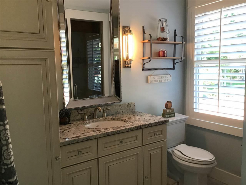 472 Ridge Lane, Mays Landing, New Jersey 08330, 4 Bedrooms Bedrooms, 11 Rooms Rooms,4 BathroomsBathrooms,Residential,For Sale,Ridge Lane,543117