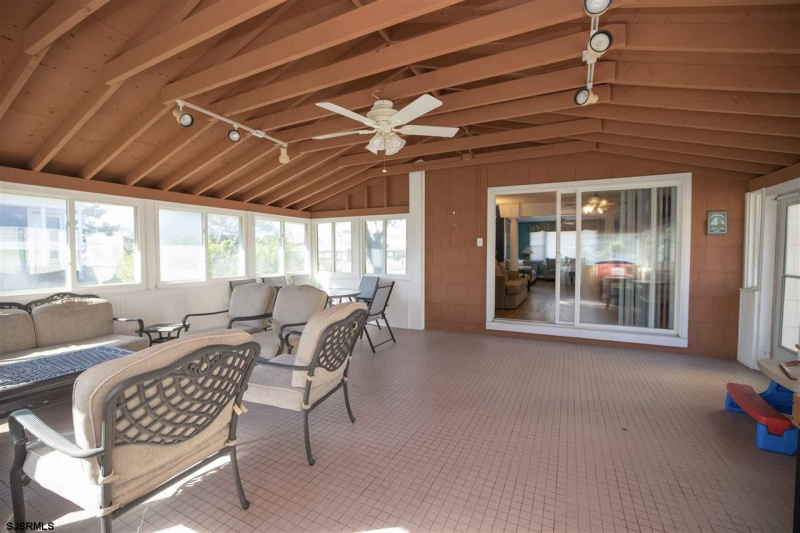 2104 Ocean Ave, Brigantine, New Jersey 08203, 5 Bedrooms Bedrooms, 10 Rooms Rooms,2 BathroomsBathrooms,Residential,For Sale,Ocean Ave,543119