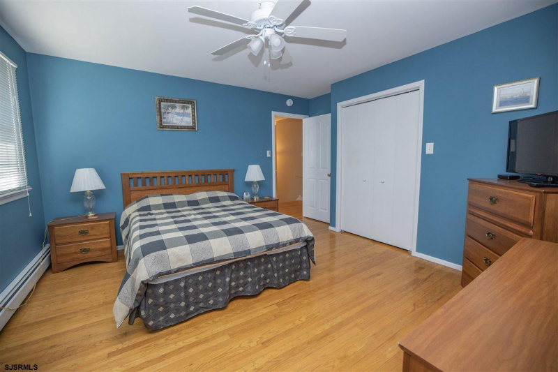2104 Ocean Ave, Brigantine, New Jersey 08203, 5 Bedrooms Bedrooms, 10 Rooms Rooms,2 BathroomsBathrooms,Residential,For Sale,Ocean Ave,543119