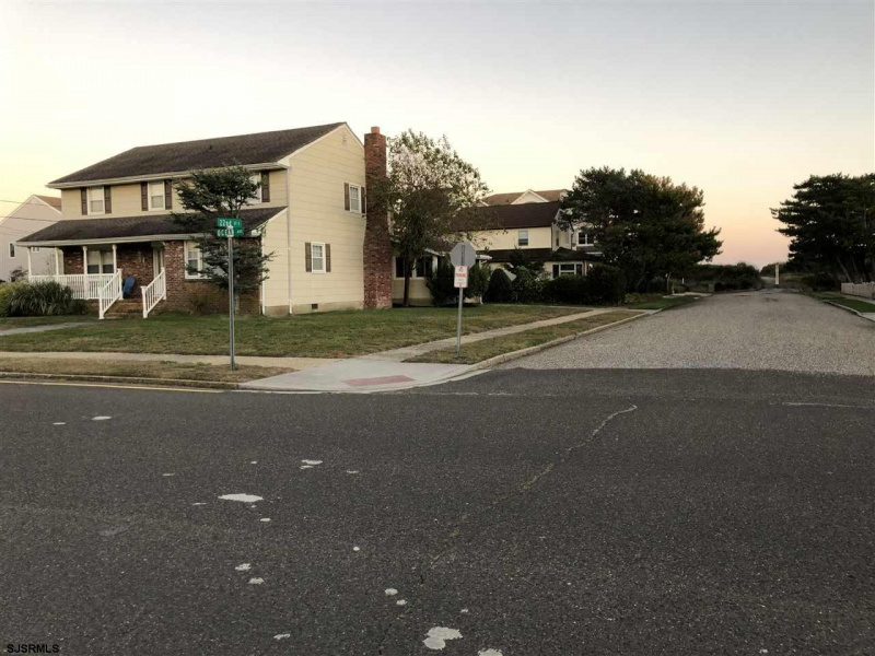 2104 Ocean Ave, Brigantine, New Jersey 08203, 5 Bedrooms Bedrooms, 10 Rooms Rooms,2 BathroomsBathrooms,Residential,For Sale,Ocean Ave,543119