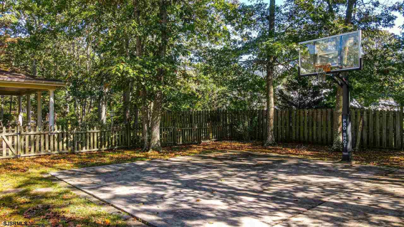 38 Church Rd, Marmora, New Jersey 08223, 4 Bedrooms Bedrooms, 10 Rooms Rooms,2 BathroomsBathrooms,Residential,For Sale,Church Rd,543123