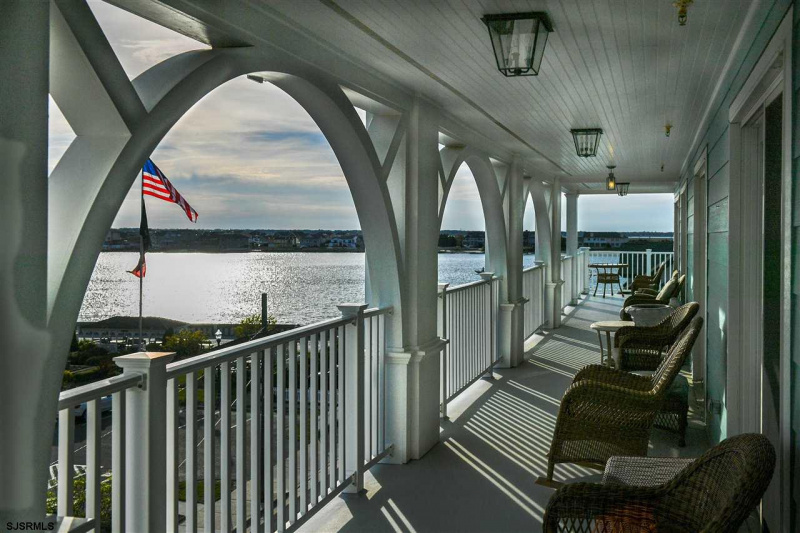 1 24, Longport, New Jersey 08403, 3 Bedrooms Bedrooms, 10 Rooms Rooms,3 BathroomsBathrooms,Condominium,For Sale,24,543118