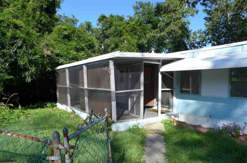213 Heggen, Egg Harbor Township, New Jersey 08234-5585, 1 Bedroom Bedrooms, 3 Rooms Rooms,1 BathroomBathrooms,Residential,For Sale,Heggen,540969