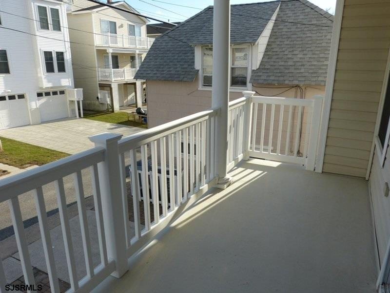 1409 West 1st Floor, Ocean City, New Jersey 08226, 3 Bedrooms Bedrooms, 8 Rooms Rooms,2 BathroomsBathrooms,Condominium,For Sale,West 1st Floor,543304