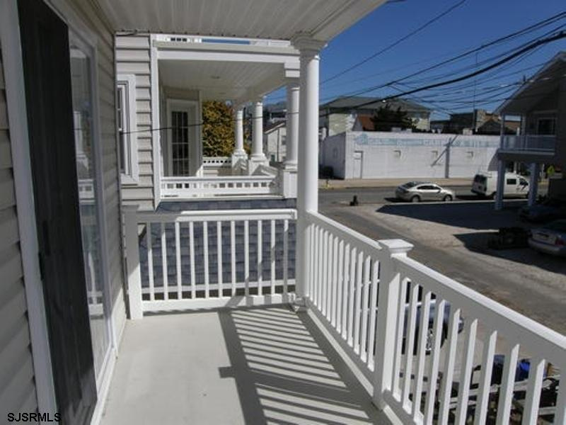 1409 West 1st Floor, Ocean City, New Jersey 08226, 3 Bedrooms Bedrooms, 8 Rooms Rooms,2 BathroomsBathrooms,Condominium,For Sale,West 1st Floor,543304