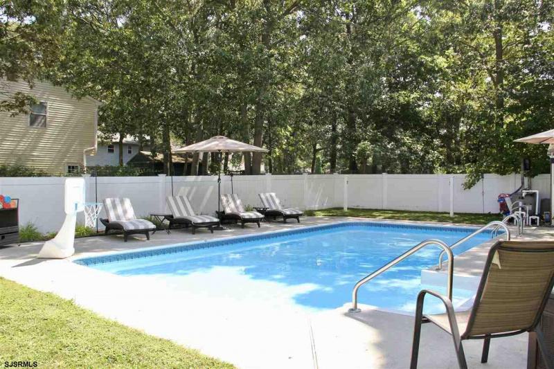 68 Defeo Lane, Somers Point, New Jersey 08244, 4 Bedrooms Bedrooms, 9 Rooms Rooms,2 BathroomsBathrooms,Residential,For Sale,Defeo Lane,540654