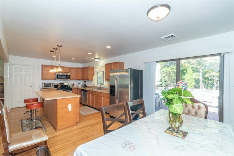 8 Milicent Ave, Egg Harbor Township, New Jersey 08234, 3 Bedrooms Bedrooms, 7 Rooms Rooms,2 BathroomsBathrooms,Residential,For Sale,Milicent Ave,543354