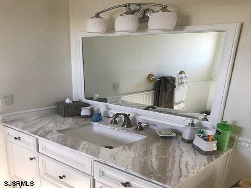 2 Neptune Dr, New Jersey 08244, 3 Bedrooms Bedrooms, 6 Rooms Rooms,3 BathroomsBathrooms,Rental non-commercial,For Sale,Neptune Dr,543404
