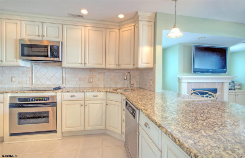 1710 Harbour Cv S, Somers Point, New Jersey 08244, 3 Bedrooms Bedrooms, 7 Rooms Rooms,2 BathroomsBathrooms,Condominium,For Sale,Harbour Cv S,541590