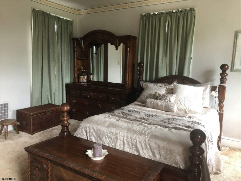 616 Philadelphia Ave, Egg Harbor City, New Jersey 08215, 4 Bedrooms Bedrooms, 13 Rooms Rooms,3 BathroomsBathrooms,Residential,For Sale,Philadelphia Ave,541373