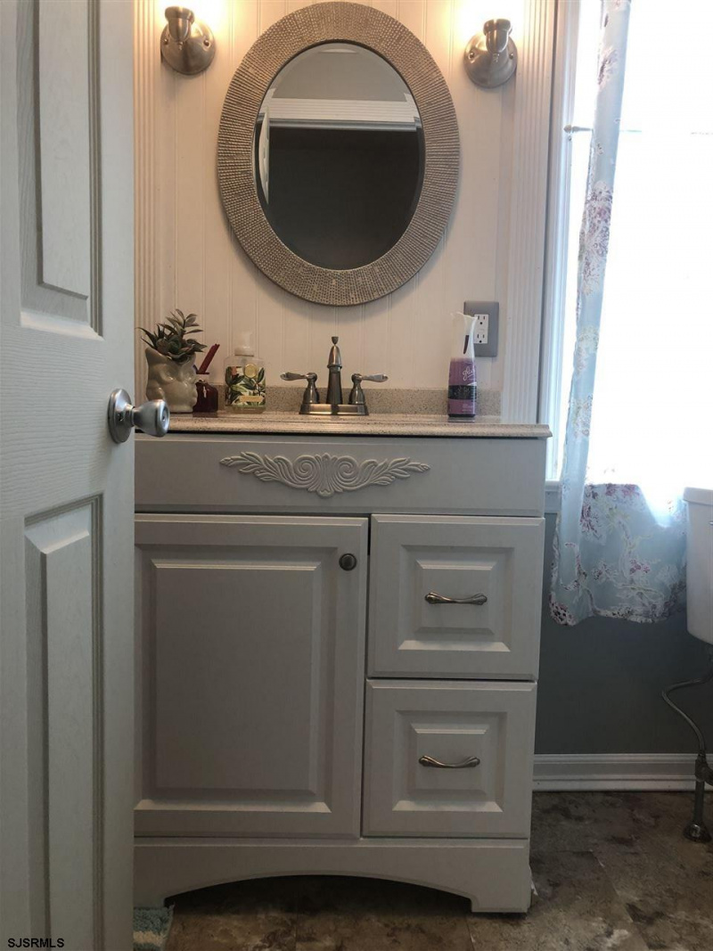 616 Philadelphia Ave, Egg Harbor City, New Jersey 08215, 4 Bedrooms Bedrooms, 13 Rooms Rooms,3 BathroomsBathrooms,Residential,For Sale,Philadelphia Ave,541373